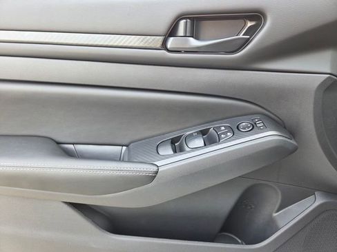 New 2026 Nissan Altima 2.5 SV FWD image 21