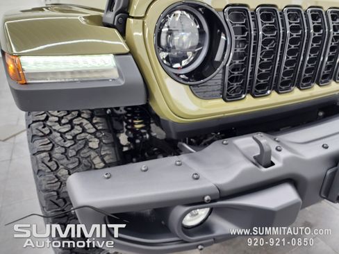 New 2026 Jeep Wrangler Unlimited Sport AWD/4WD image 21