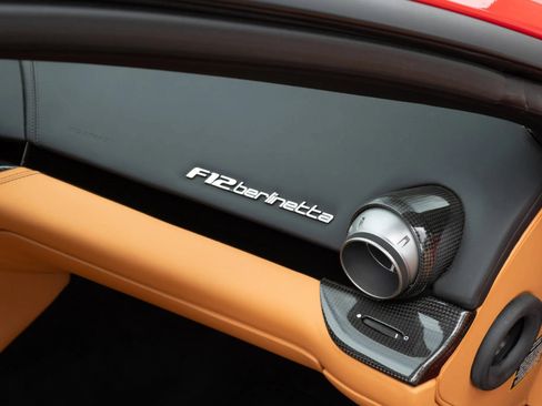 Used 2017 Ferrari F12 Berlinetta RWD image 31