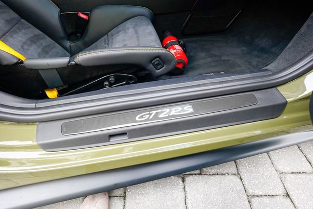 Used 2018 Porsche 911 GT2 RS RWD image 87
