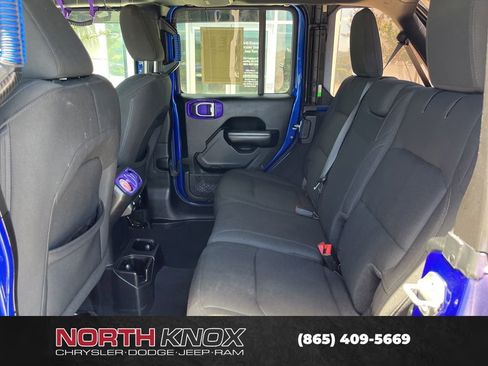 Used 2018 Jeep Wrangler Unlimited Sport S AWD/4WD image 12