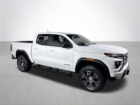 Used 2023 GMC Canyon AT4 w/ Canyon Safety Plus Package image 4