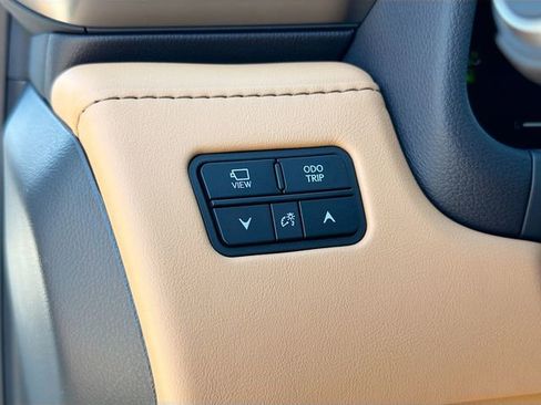 New 2026 Lexus LX 700h Luxury image 46