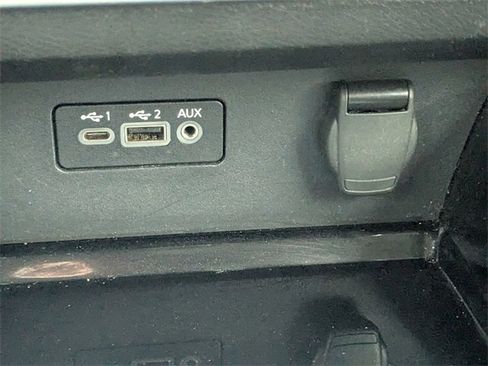 Used 2024 Nissan Altima 2.5 SV image 21