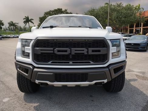 Used 2017 Ford F150 Raptor w/ Equipment Group 802A Luxury AWD/4WD image 31