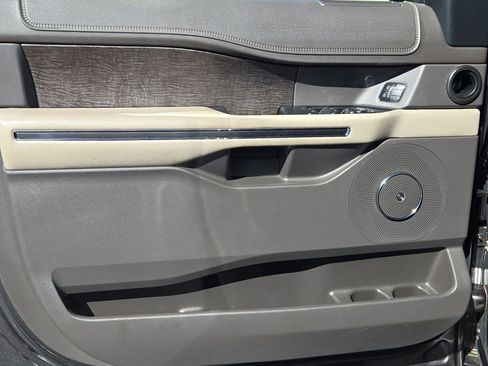 Used 2019 Ford Expedition Max Limited w/ Special Edition Package image 13