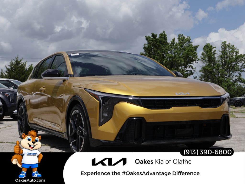 New 2026 Kia K4 GT-Line w/ GT-Line Premium Package FWD image 1