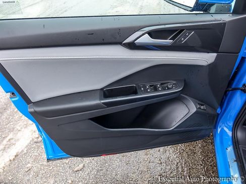 Used 2023 Volkswagen Taos SEL image 23