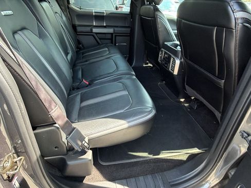 Used 2018 Ford F150 Platinum w/ Equipment Group 701A Luxury AWD/4WD image 22