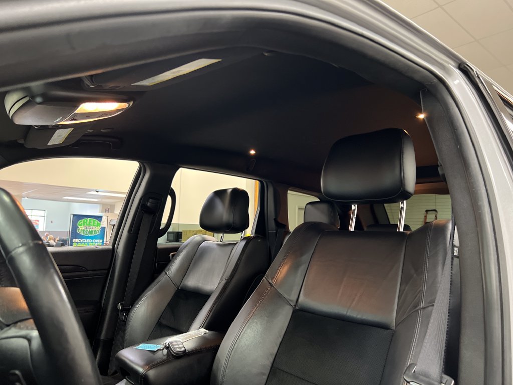 Used 2018 Jeep Grand Cherokee Laredo RWD image 21