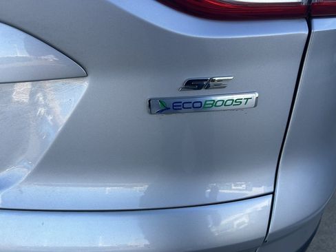 Used 2016 Ford Escape SE image 6