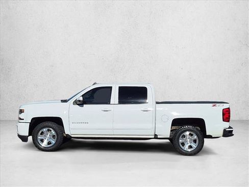 Used 2018 Chevrolet Silverado 1500 LT w/ All Star Edition AWD/4WD image 5