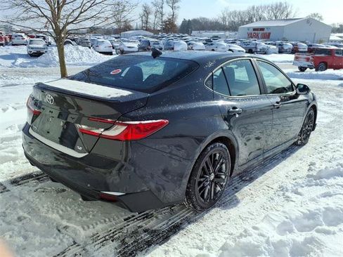 Certified 2025 Toyota Camry SE image 20