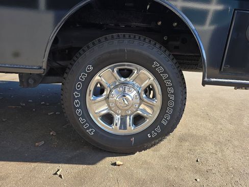 New 2024 RAM 2500 Tradesman w/ Chrome Appearance Group AWD/4WD image 35