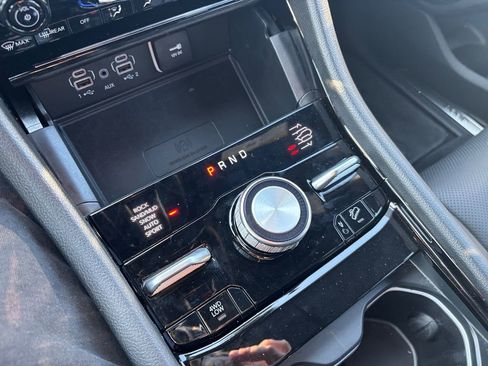 New 2025 Jeep Grand Cherokee Overland w/ Adv Protech Group III AWD/4WD image 21