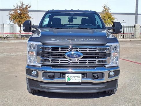 New 2026 Ford F250 XLT w/ FX4 Off-Road Package image 9