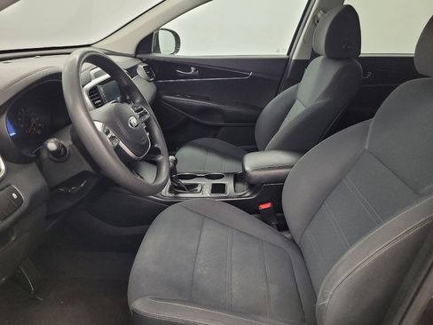Used 2019 Kia Sorento FWD V6 image 17