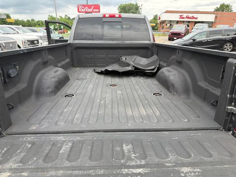 Used 2022 RAM 3500 Tradesman AWD/4WD image 23