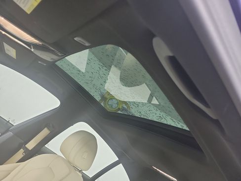 Used 2018 BMW 530i xDrive image 20