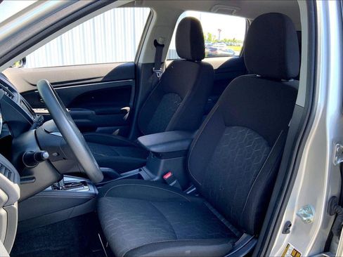 Used 2025 Mitsubishi Outlander Sport ES AWD/4WD image 20