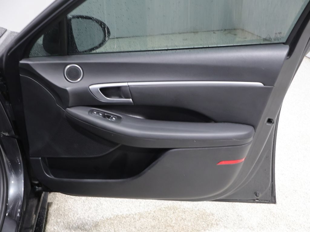 Used 2021 Hyundai Sonata SEL FWD image 23