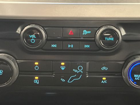 Used 2025 Ford F350 XL w/ XL Off-Road Package AWD/4WD image 17