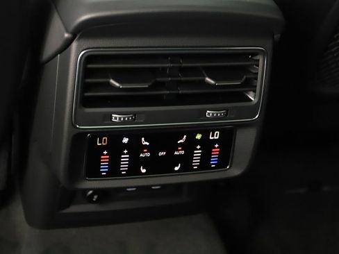 New 2026 Audi Q8 Premium Plus image 22