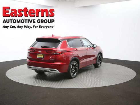 Used 2023 Mitsubishi Outlander SEL image 40