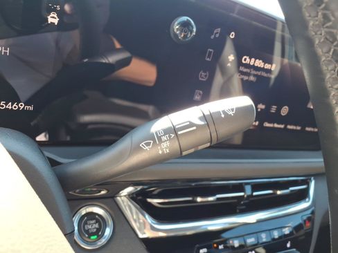 Used 2025 Buick Envista Avenir FWD image 18