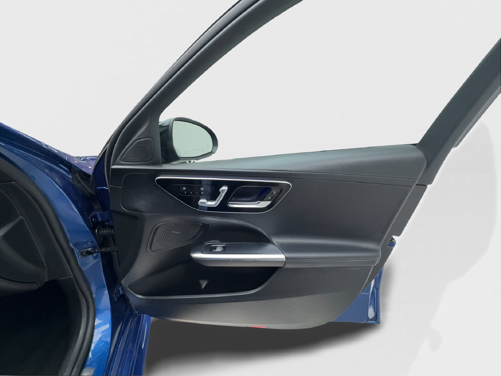 Used 2023 Mercedes-Benz C 300 Sedan image 45