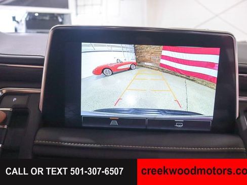 Used 2023 GMC Yukon SLT AWD/4WD image 76