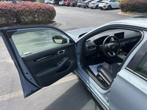 Certified 2024 Honda Civic Sport Touring image 19
