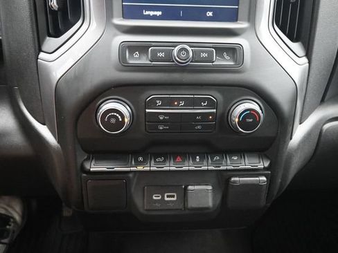 Used 2022 Chevrolet Silverado 1500 Custom RWD image 11