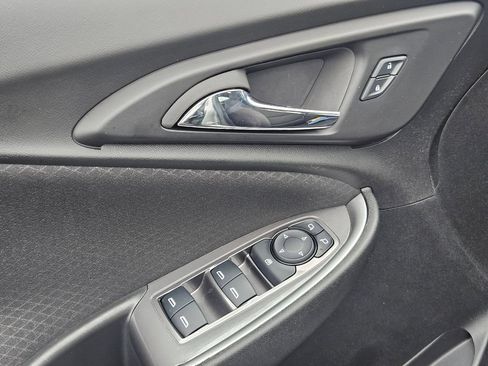 Used 2025 Chevrolet Malibu LS FWD image 11
