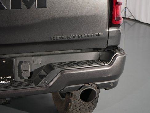 Used 2025 RAM 1500 Big Horn AWD/4WD image 23