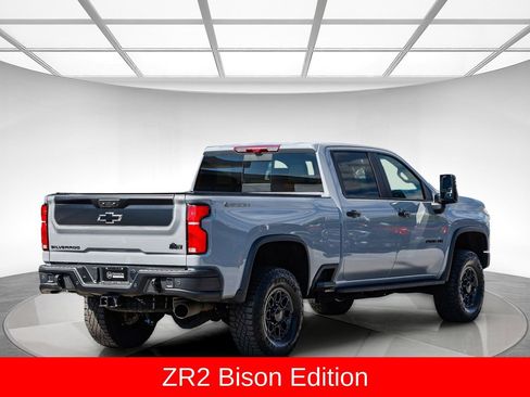 Used 2024 Chevrolet Silverado 2500 ZR2 w/ ZR2 Bison Edition AWD/4WD image 4