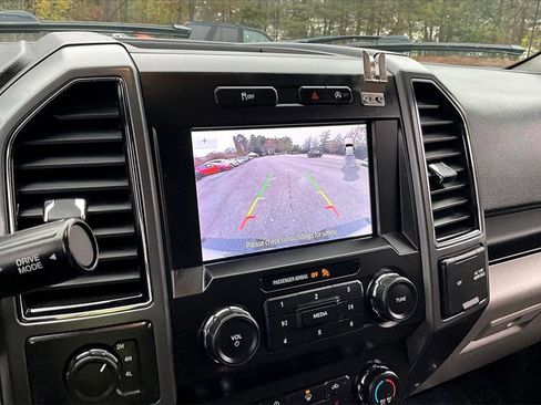 Used 2020 Ford F150 XLT w/ Equipment Group 302A Luxury image 14