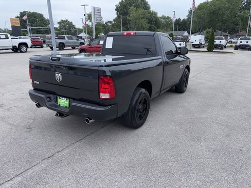 Used 2017 RAM 1500 Express RWD image 5