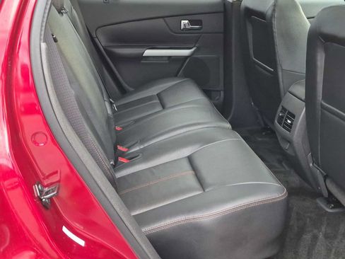 Used 2014 Ford Edge Limited w/ Equipment Group 302A AWD/4WD image 22