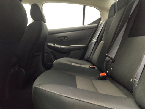 Used 2025 Nissan Sentra SV FWD image 18