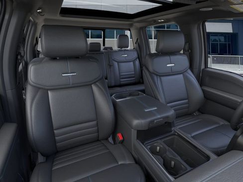New 2026 Ford F450 Platinum w/ FX4 Off-Road Package image 10