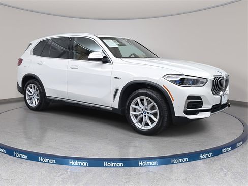 Used 2023 BMW X5 xDrive45e w/ Executive Package image 4