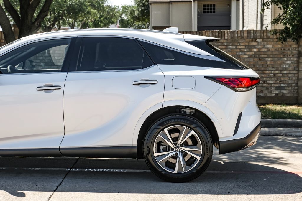 Used 2024 Lexus RX 350 Premium w/ Accessory Package (Z1) AWD/4WD image 25