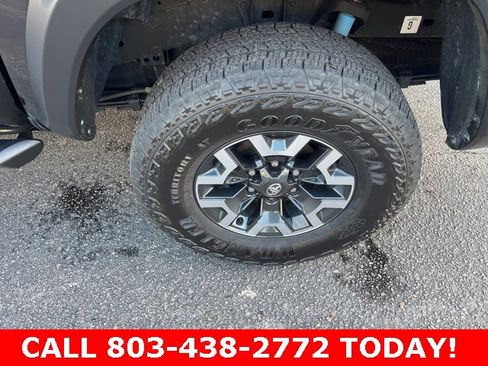 Used 2023 Toyota Tacoma TRD Off-Road image 31
