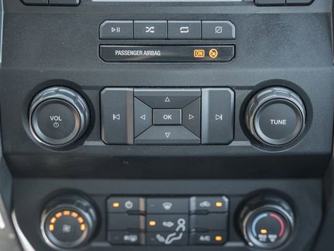Used 2022 Ford F250 XL w/ STX Appearance Package AWD/4WD image 32