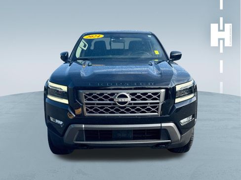 Used 2024 Nissan Frontier SL AWD/4WD image 2