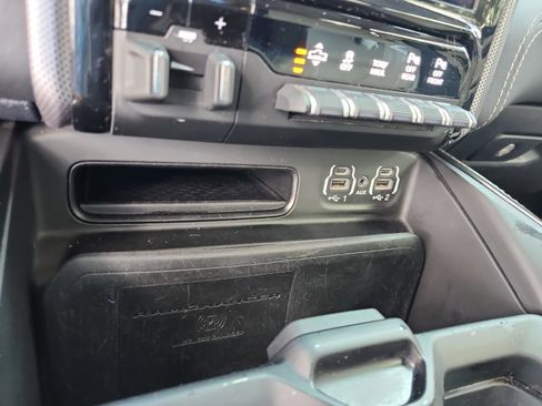 Used 2021 RAM 1500 Limited image 32