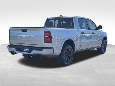 Used 2025 RAM 1500 Big Horn AWD/4WD image 24