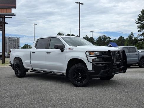Used 2021 Chevrolet Silverado 1500 Custom Trail Boss AWD/4WD image 2