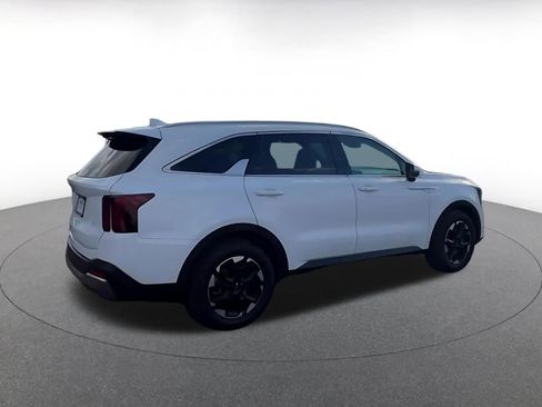 Used 2024 Kia Sorento S FWD image 15